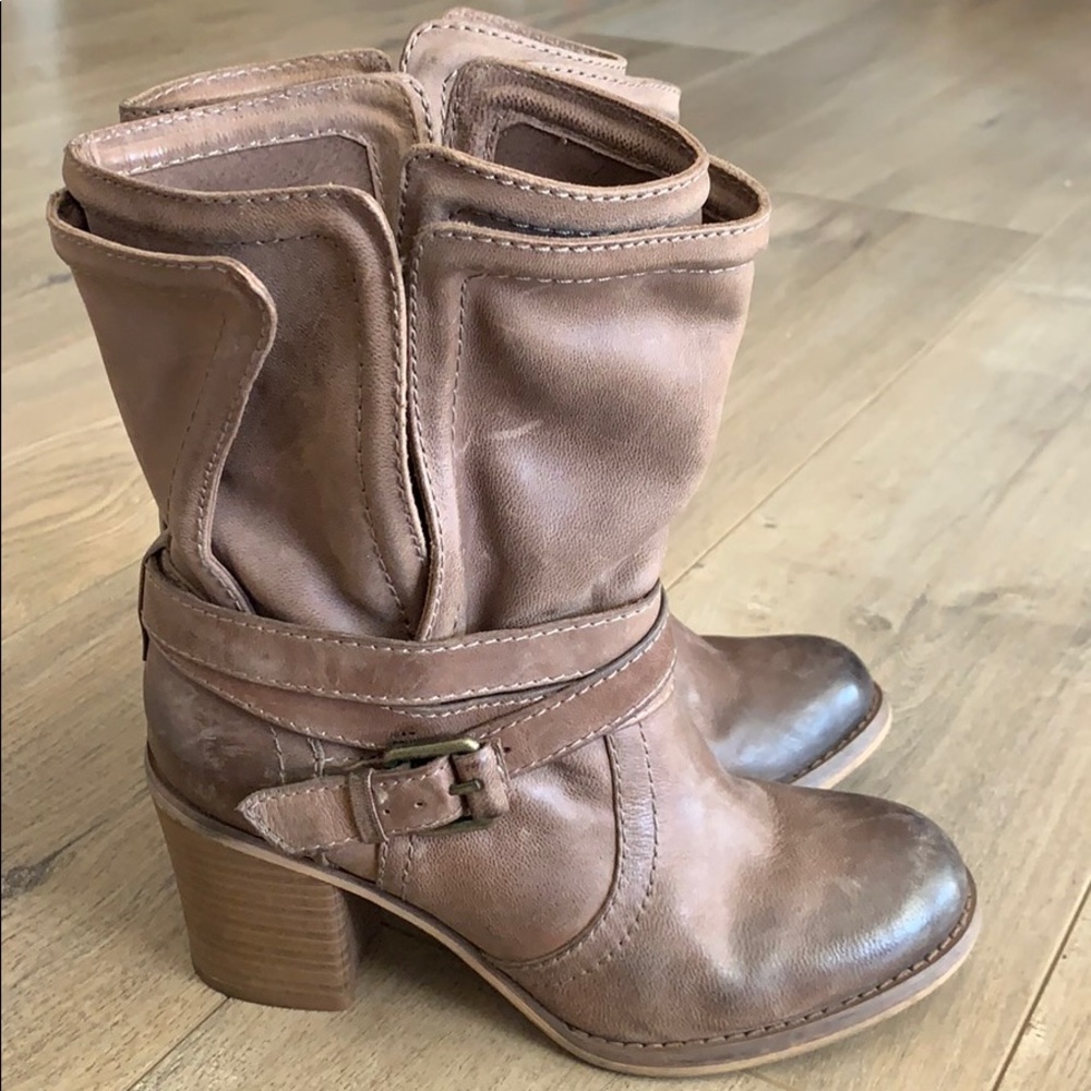 Bcbgeneration Boots - image 4